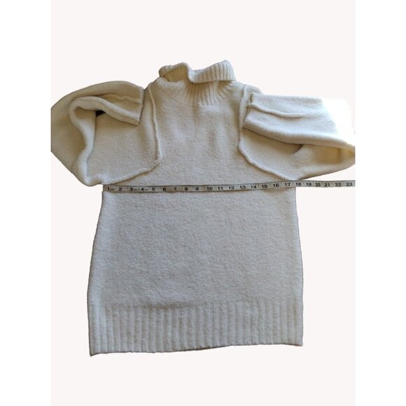 Universal Thread Sweater XS Long Sleeve Turtle Neck Oversized Cream - Picture 4 of 14